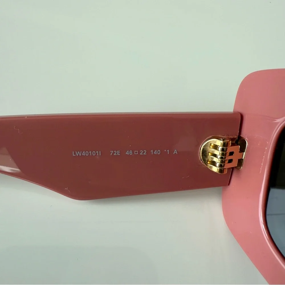 NEW!!! Loewe women sunglasses LW40101I 72E Authentic Retail 375$